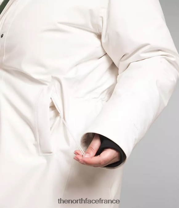 vêtements The North Face femmes plus une parka arctique gardénia blanc ZPZRD967